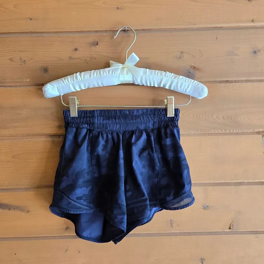 Lululemon Hotty Hot Short Camo 2 Tall Cut Liner Shorts Flowy Pull On Gym Workout
